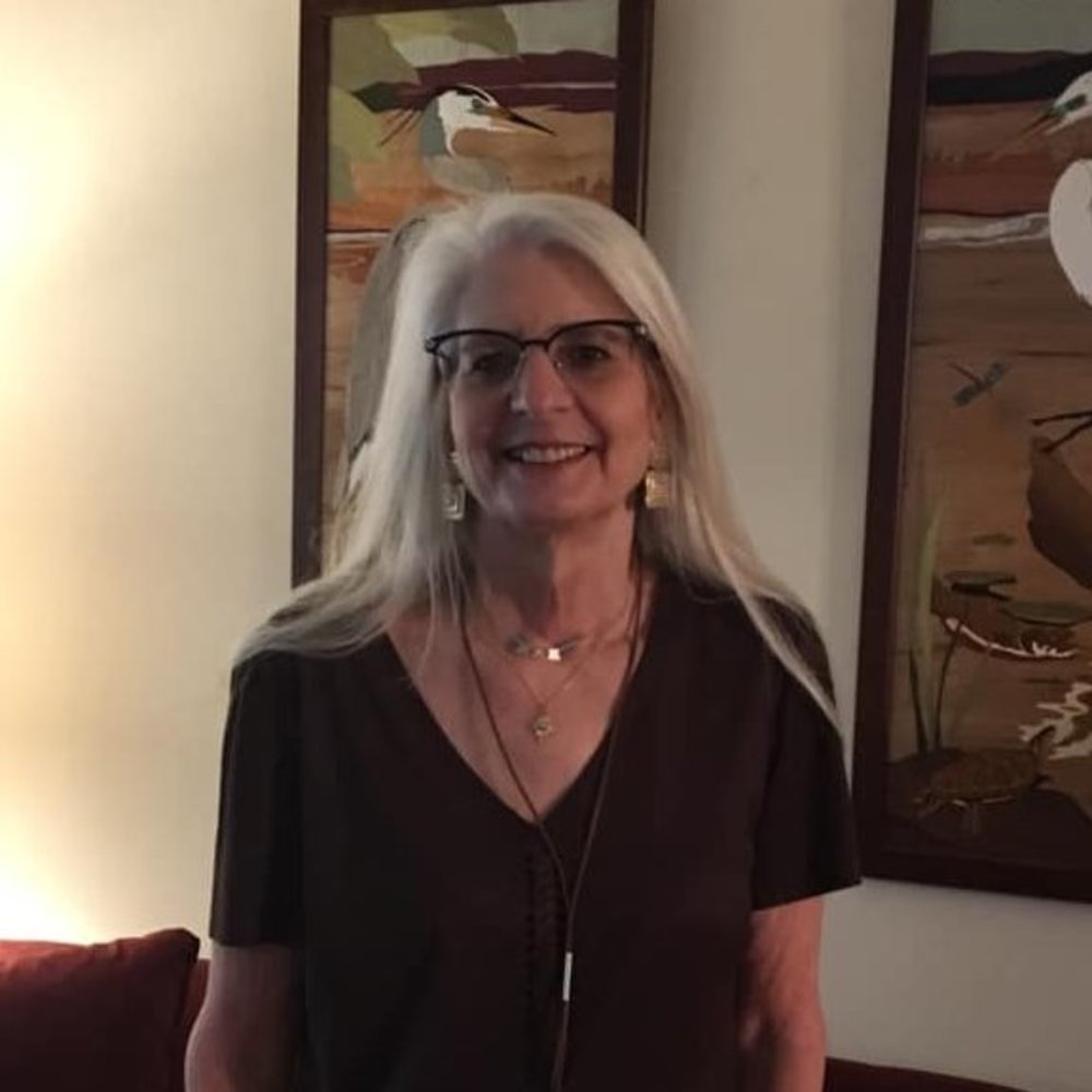 Meet your Posher, Debra